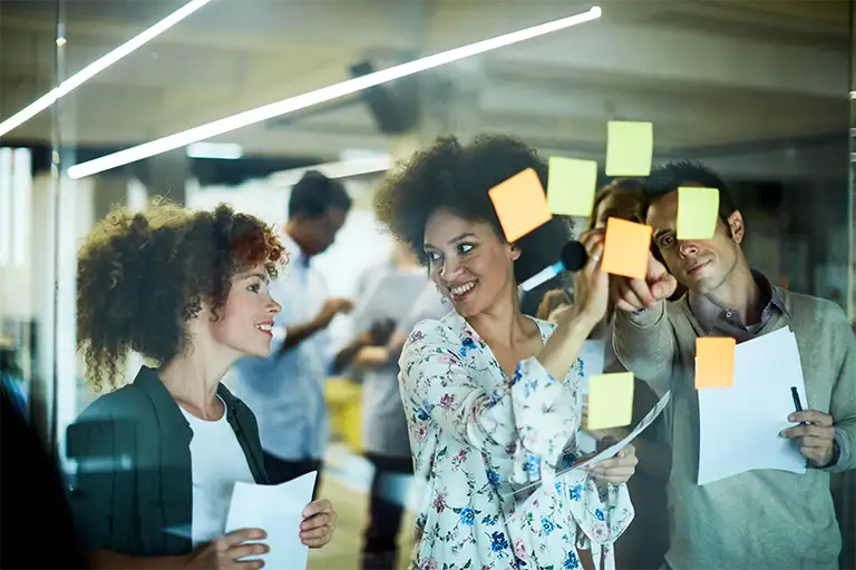 social media consultant for Chicago brands