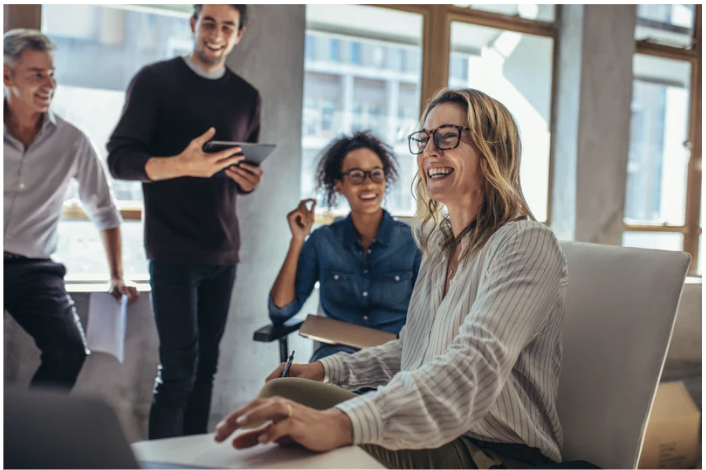 when to hire a social media agency